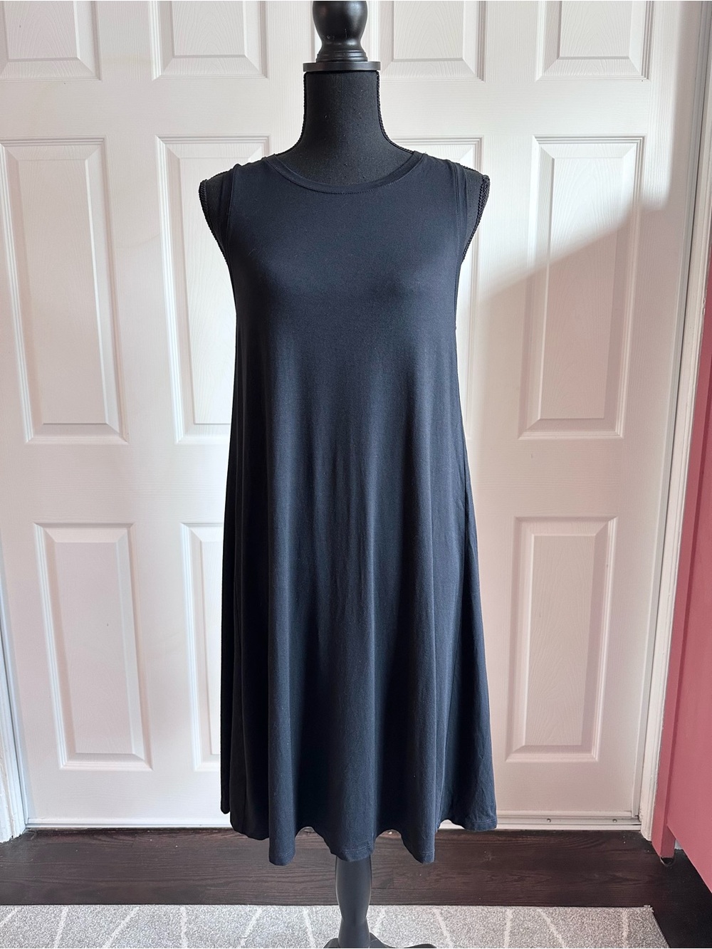 LOFT Outlet Black Knit Jersey Sleeveless Swing Dress